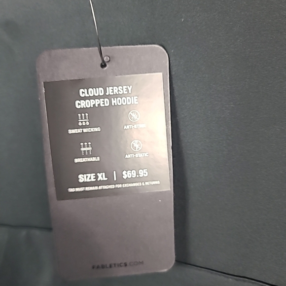 NEW Fabletics Women's Cloud Jersey Cropped Black Hoodie Sz XL NWT $70 - Picture 3 of 6